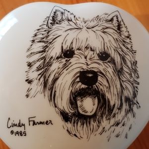 Vtg 85 Trinket Box China Heart/Dog Cindy Farmer